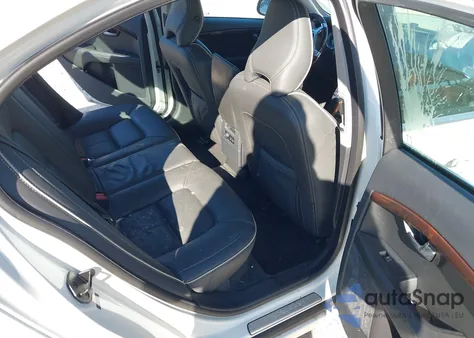 2011 Volvo S80 T6 z USA, uszkodzony, nr VIN YV1902AH3B1148416